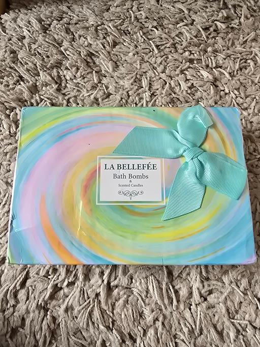 Buy & Sell Gatley Stockport - Photos for Bath Bomb & Scented Candle set