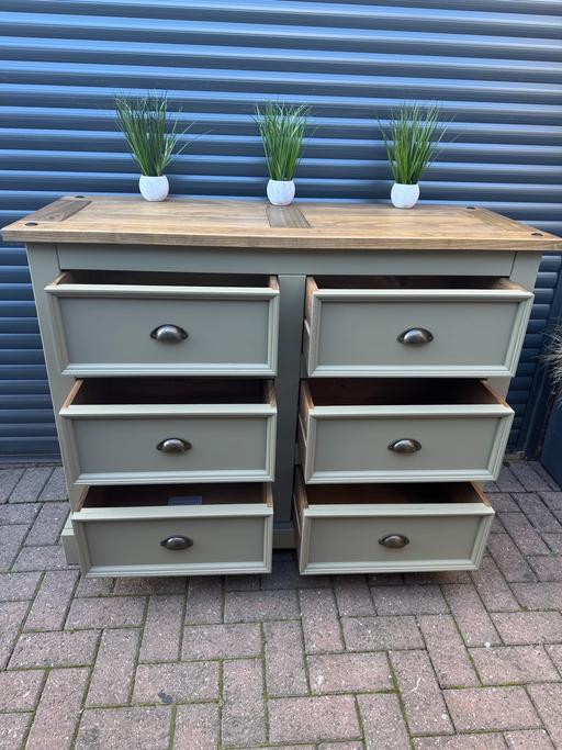 Buy & Sell Hoobrook Wyre Forest - Photos for Extra large pine chest of drawers/sideboard