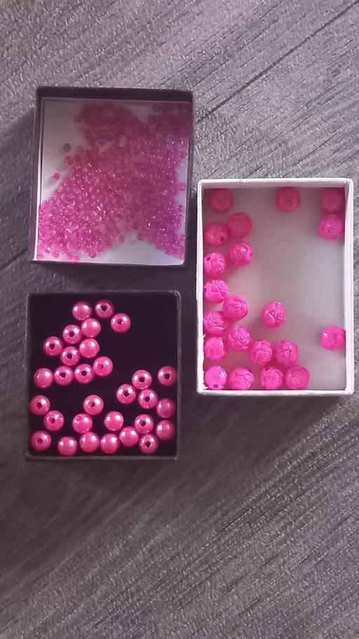 Buy & Sell Lyppard Woodgreen Worcester - Photos for beads
