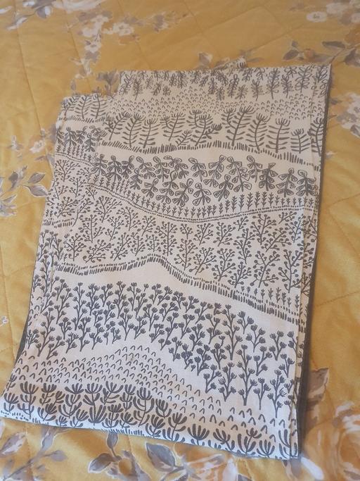 Buy & Sell Wolverhampton West Midlands - Photos for Fabric table runner