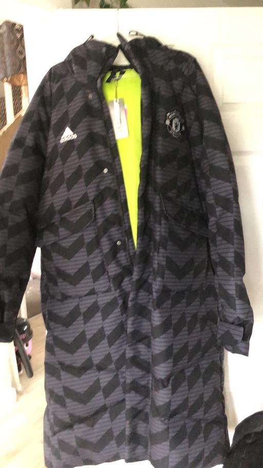 Buy & Sell Abergavenny Monmouthshire - Wales - Photos for Man Utd down jacket