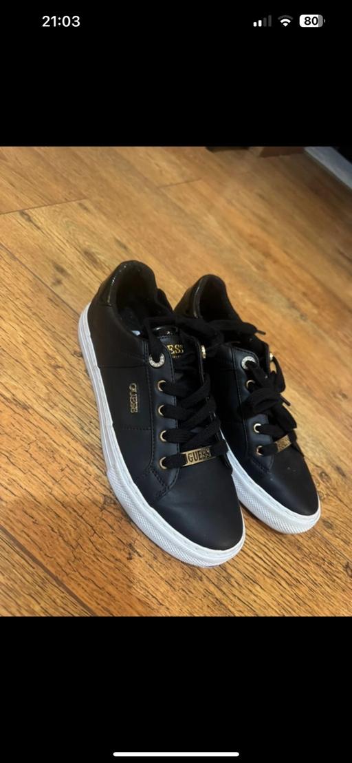 Buy & Sell Waltham Abbey Epping Forest - Photos for Guess women trainers
