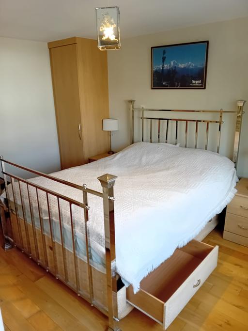 Buy & Sell Riddlesdown South East London - Photos for Double Bed with Drawers Including Mattress