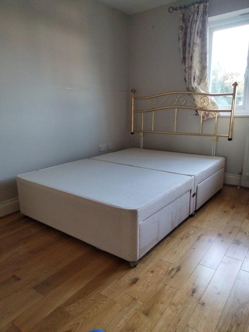 Buy & Sell Riddlesdown South East London - Photos for Double Bed with x4 Drawers