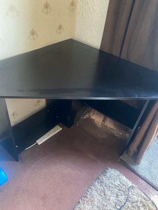 Buy & Sell Stow Heath Wolverhampton - Photos for Corner desk