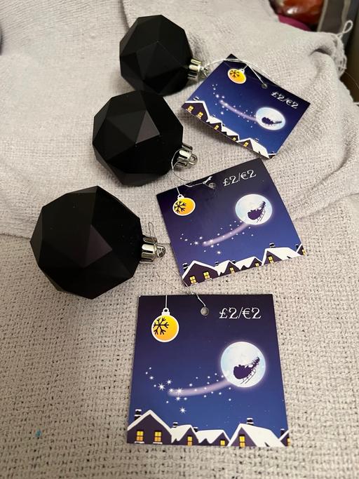 Buy & Sell Easington Lane Sunderland - Photos for 3 Diamond Baubles From B&Q ( New )
