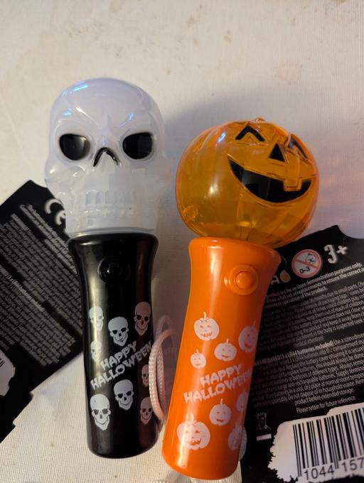 Buy & Sell Georgetown Blaenau Gwent - Photos for 🎃 Halloween 2 X skull and pumpkin flashing m
