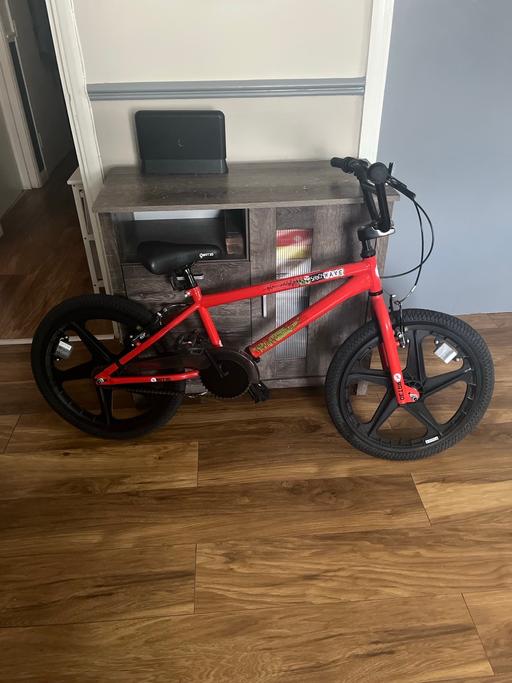 Buy & Sell Epsom and Ewell Surrey - Photos for Kids bmx bicycle
