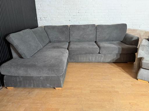Buy & Sell Irlams O`Th`Height Salford - Photos for HIGH STREET Grey Corner Sofa+Matching Chair