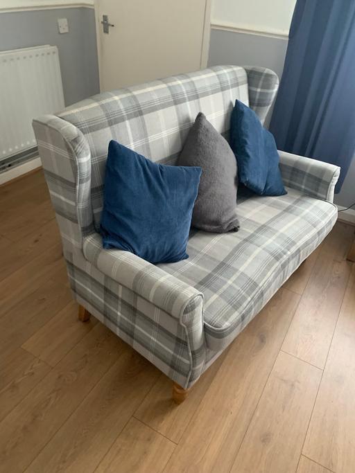Buy & Sell Bloxwich Walsall - Photos for Two seater settee and chair