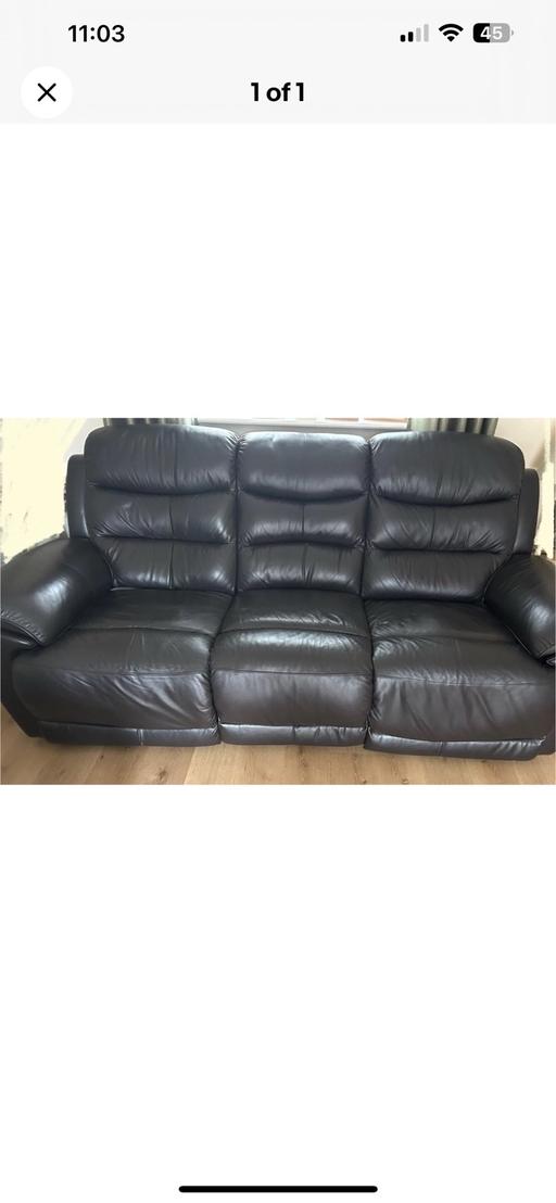 Buy & Sell Lightmoor Village Telford and Wrekin - Photos for 3 seater leather power recliner