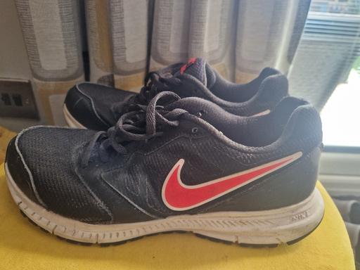 Buy & Sell Scholes Rotherham - Photos for Ladies Nike trainers size 7