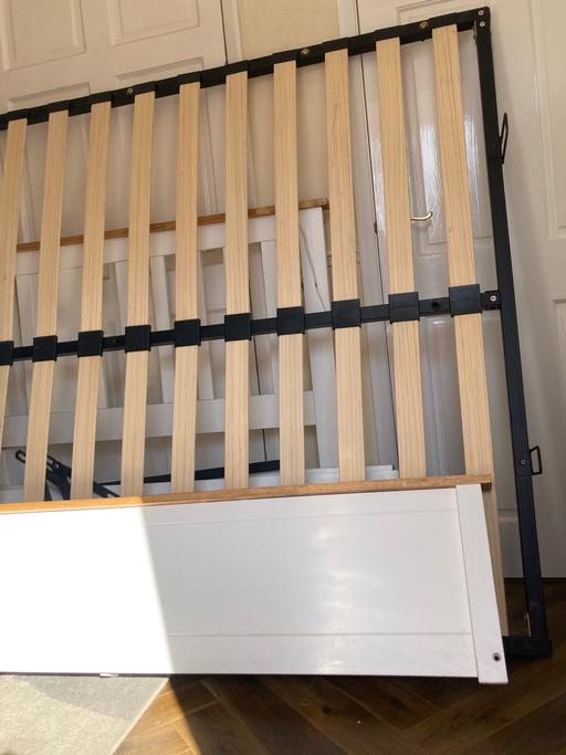 Buy & Sell Brough East Riding of Yorkshire - Photos for King size bed with hydraulic storage