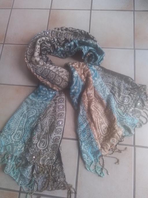 Buy & Sell Aldridge Walsall - Photos for LADIES SCARF/SHAWL