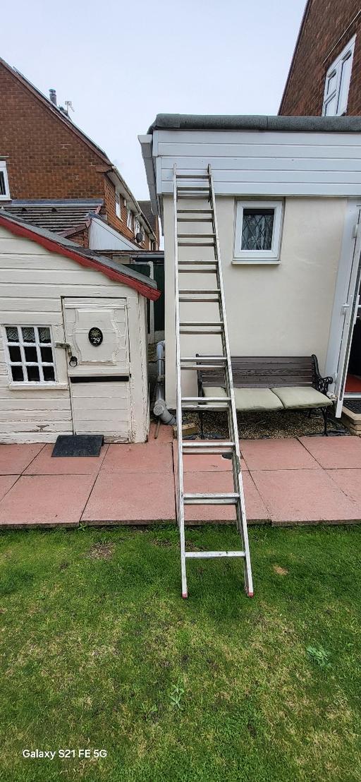 Buy & Sell Bloxwich Walsall - Photos for LADDERS DOUBLE RUNG