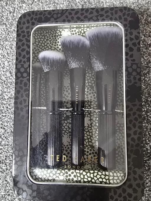 Buy & Sell Gatley Stockport - Photos for Ted Baker Makeup Brush Set