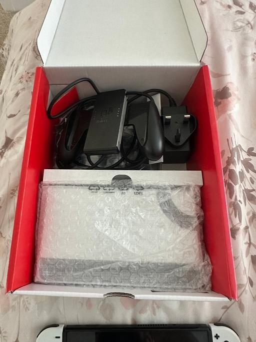 Buy & Sell East Wickham South East London - Photos for Nintendo switch oled 64g
