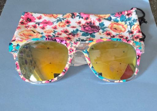 Buy & Sell Westgate-on-Sea Thanet - Photos for SUN GLASSES
