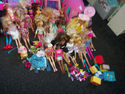 Buy & Sell Burnley Lancashire - Photos for barbie bundle