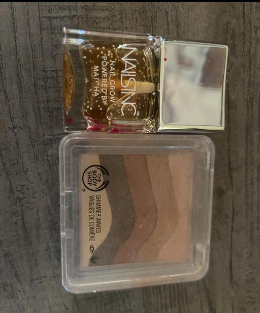 Buy & Sell Hamilton Leicester - Photos for Eyeshadow and nail polish set