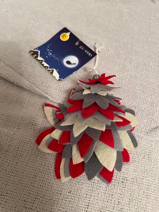 Buy & Sell Easington Lane Sunderland - Photos for Felt Tree Decoration ( New )