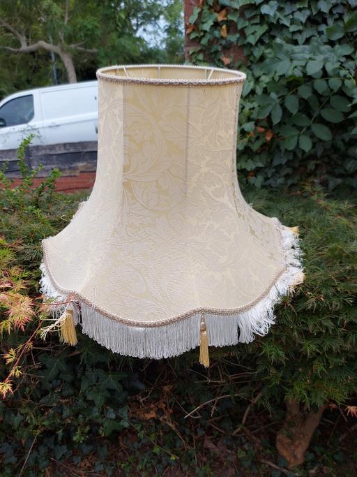 Buy & Sell Kings Norton Birmingham - Photos for Big lampshade 