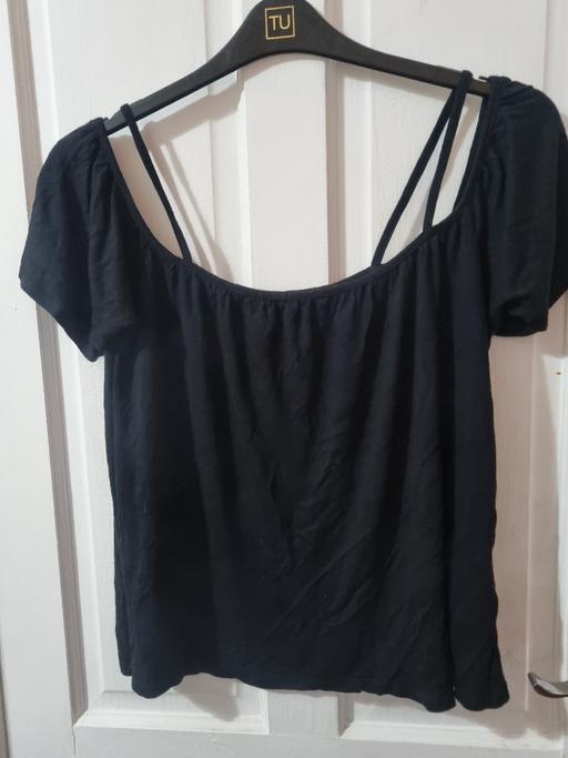 Buy & Sell Bournville Birmingham - Photos for Peacocks Cold Shoulder Top Size 10