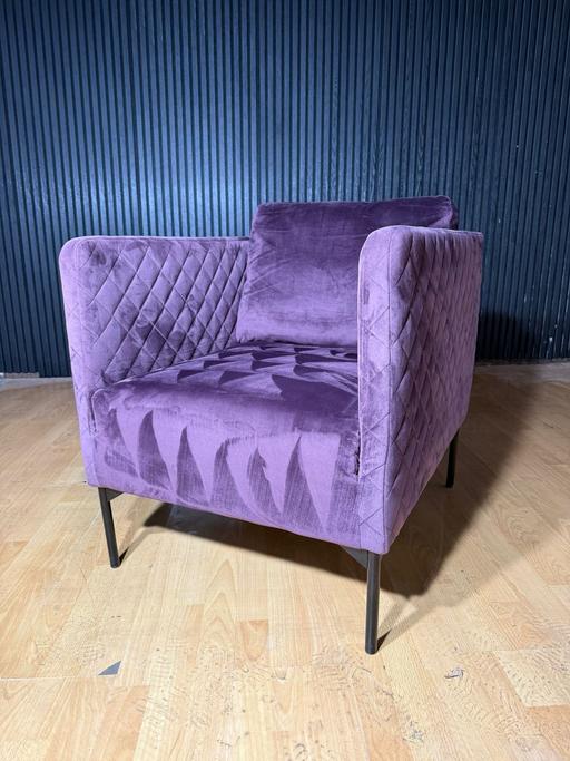 Buy & Sell Irlams O`Th`Height Salford - Photos for HIGH STREET Purple Velvet Tub Accent Chair