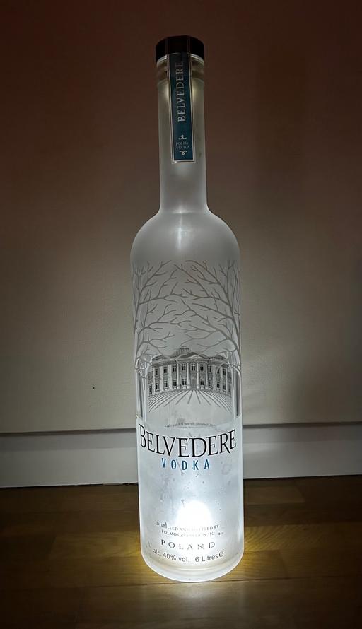 Buy & Sell Ealing Broadway West London - Photos for Belvedere 6Lempty bottle crafts frosted glass