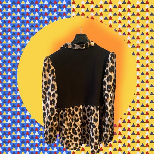 Buy & Sell White City West London - Photos for Long sleeve animal print top XL