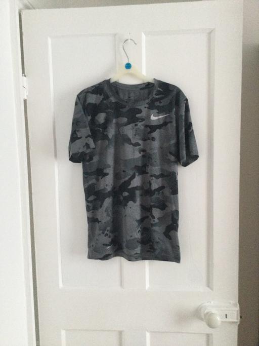 Buy & Sell Shildon County Durham - Photos for Mens Nike tee shirt S