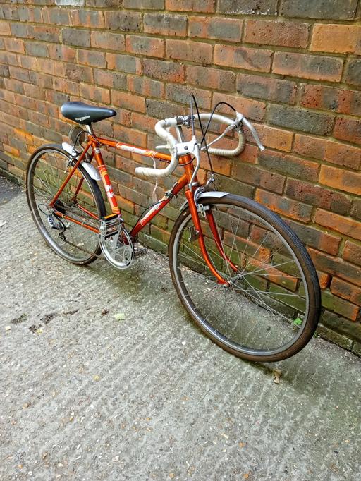 Buy & Sell Dulwich South East London - Photos for VINTAGE RALEIGH METEOR ROAD RACE BIKE