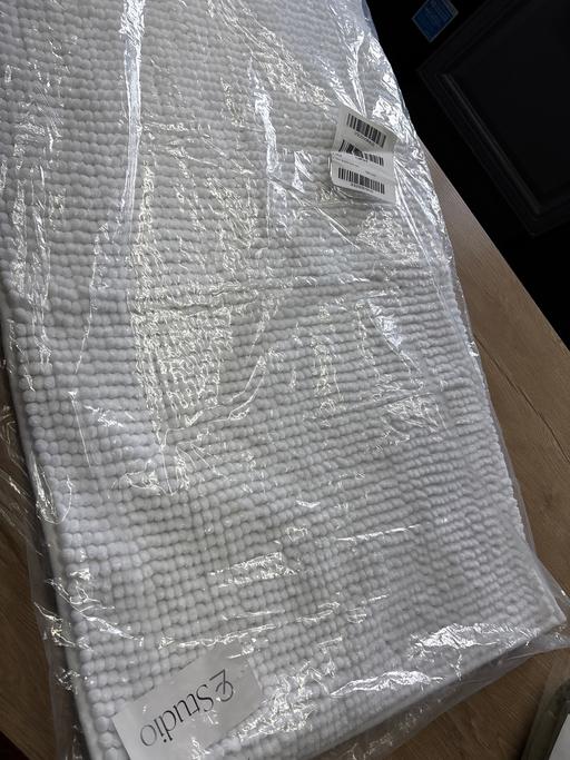 Buy & Sell Duckmanton Chesterfield - Photos for Catherine lansfield bobble bath mat