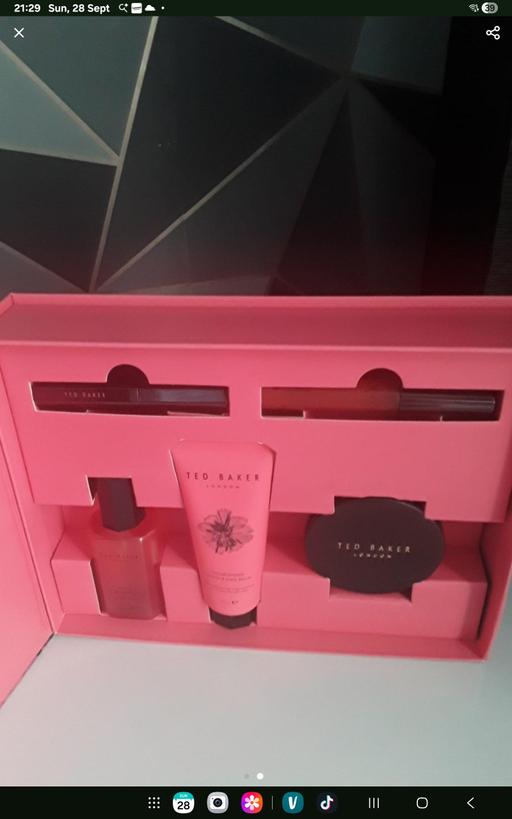 Buy & Sell Moons Moat North Industrial Estate Redditch - Photos for Ted Baker gift set