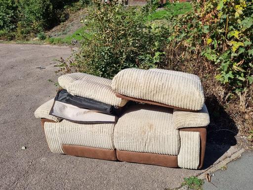 Buy & Sell Lye Dudley - Photos for 2 seater recliner sofa