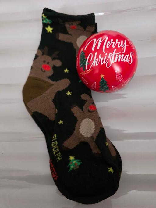 Buy & Sell Blackpool Town Centre Blackpool - Photos for Reindeer socks in Christmas bauble NEW