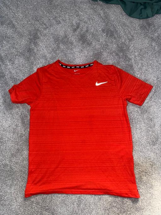 Buy & Sell Speke Liverpool - Photos for Red Nike tshirt