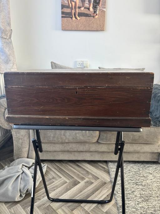 Buy & Sell Huntingdon Huntingdonshire - Photos for AN ANTIQUE WOODEN BOX