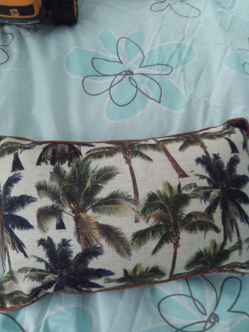 Buy & Sell Sutton Coldfield Birmingham - Photos for cushion