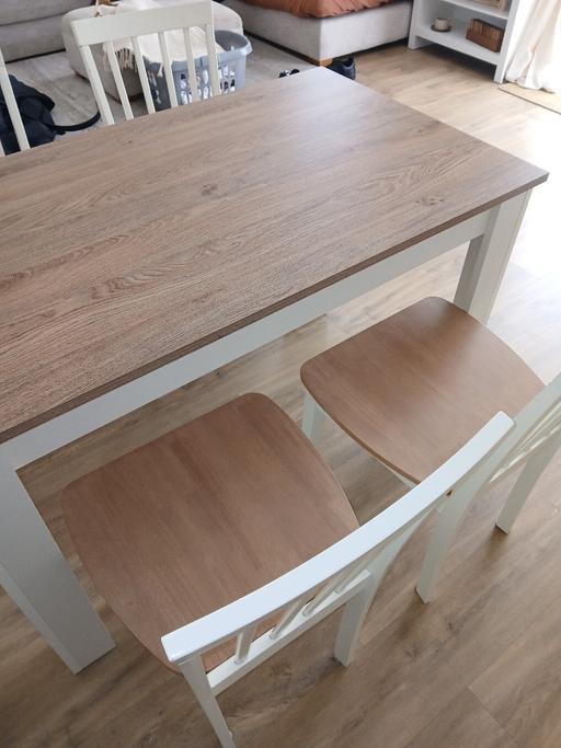 Buy & Sell Sidemoor Bromsgrove - Photos for dining table and chairs
