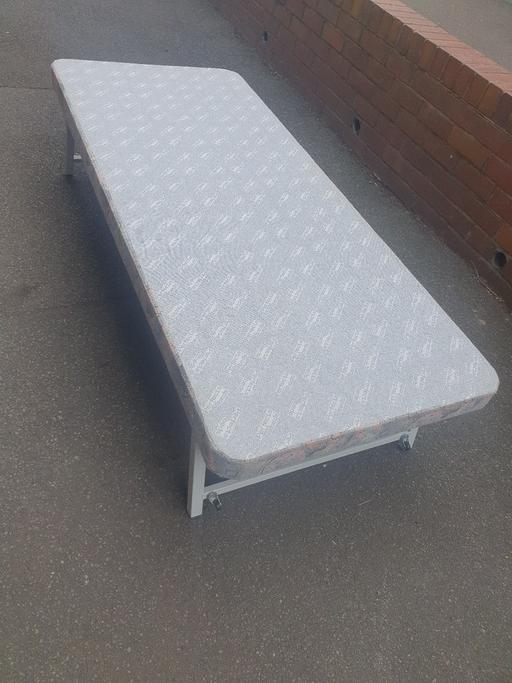 Buy & Sell Pensnett Dudley - Photos for 6ft Perfecta Single Bed , On Wheels, Good Con