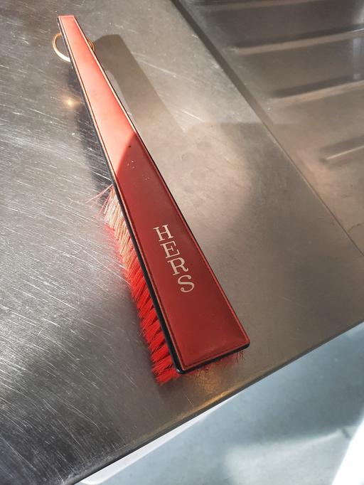 Buy & Sell Bermondsey South East London - Photos for clothes brush