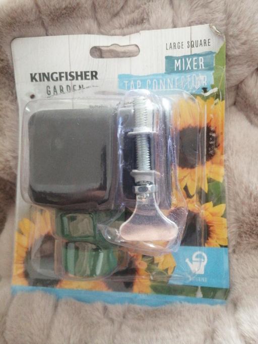 Buy & Sell Heath Town Wolverhampton - Photos for New large square mixer tap connector