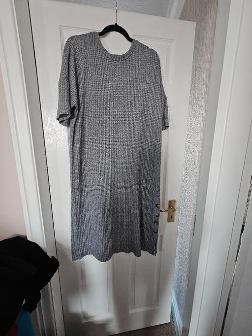 Buy & Sell Newton Doncaster - Photos for F&F knitted dress, size 20.