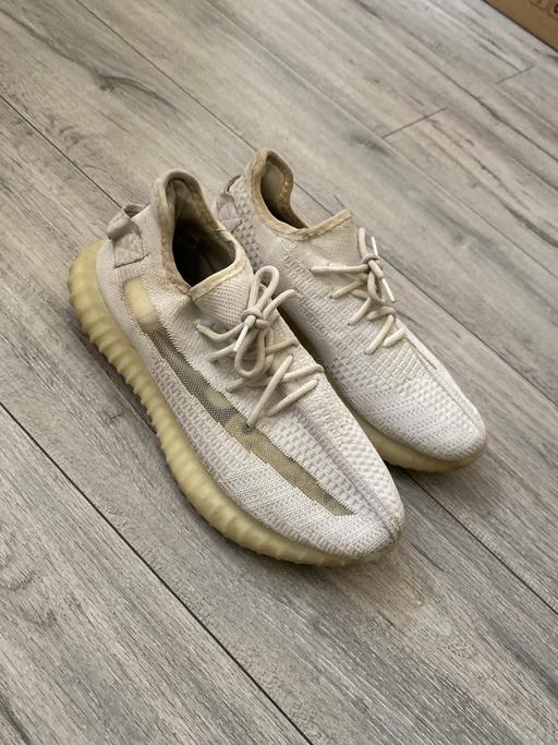 Buy & Sell East India East London - Photos for Yeezy 350 bone