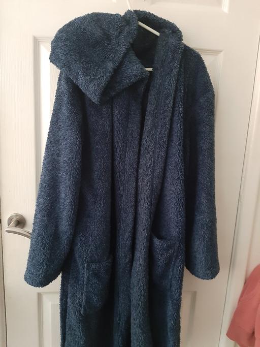 Buy & Sell South Hylton Sunderland - Photos for D Gown