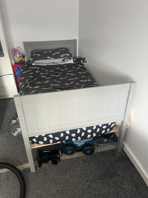 Buy & Sell Blythe Valley Park Solihull - Photos for 2 Single bed
