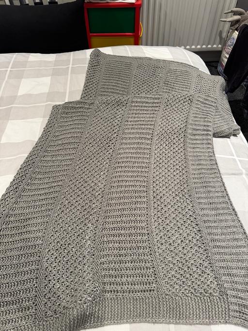 Buy & Sell New Eltham South East London - Photos for Set of 2 grey blankets/throws with tassels