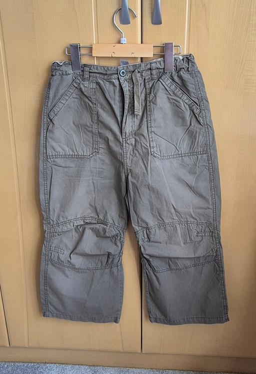 Buy & Sell Merton Park South West London - Photos for Three quarter lenghth shorts