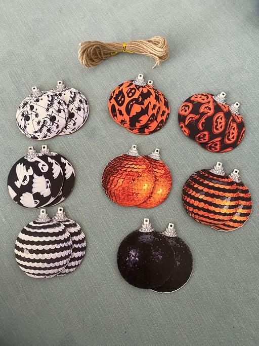 Buy & Sell Hoddesdon Broxbourne - Photos for Halloween wooden hanging baubals